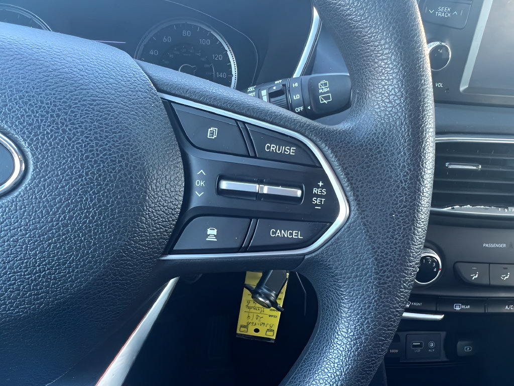 Used 2019 Hyundai Santa Fe SE AWD/4WD image 22