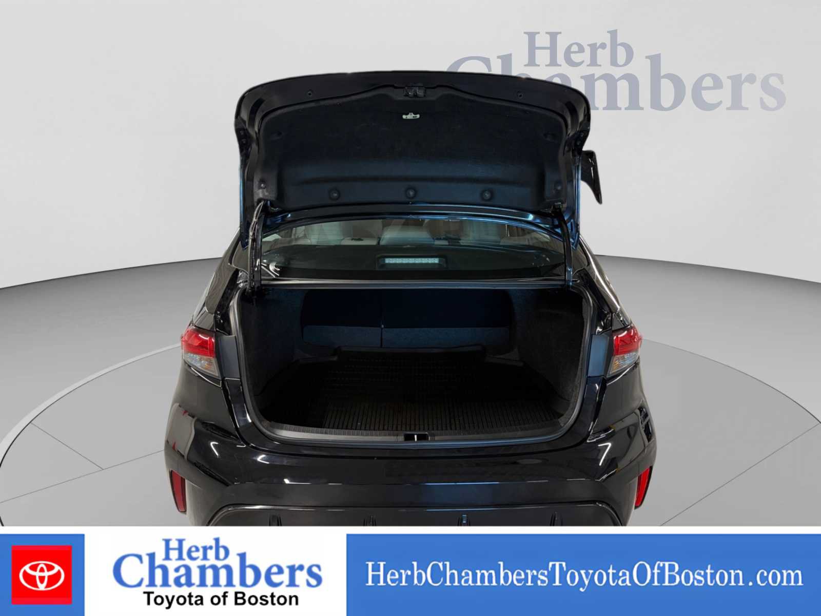 Used 2025 Toyota Corolla FX FWD image 4