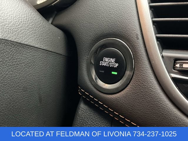 Certified 2022 Chevrolet Trax LT w/ LT Convenience Package image 16