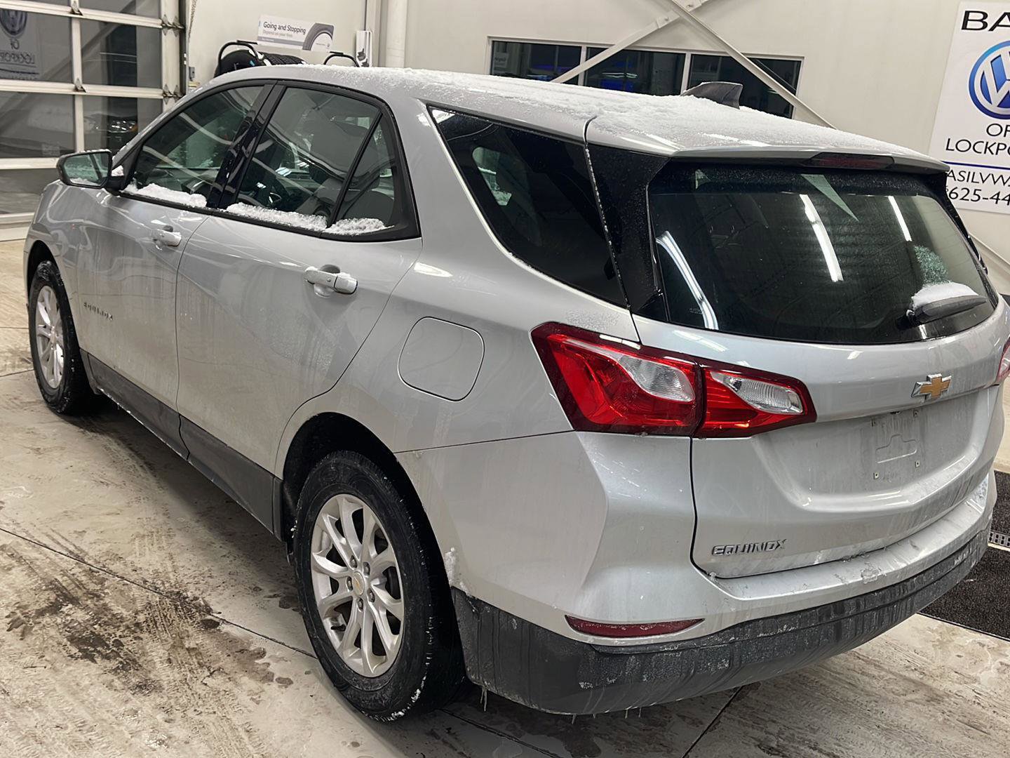 Used 2019 Chevrolet Equinox LS image 6