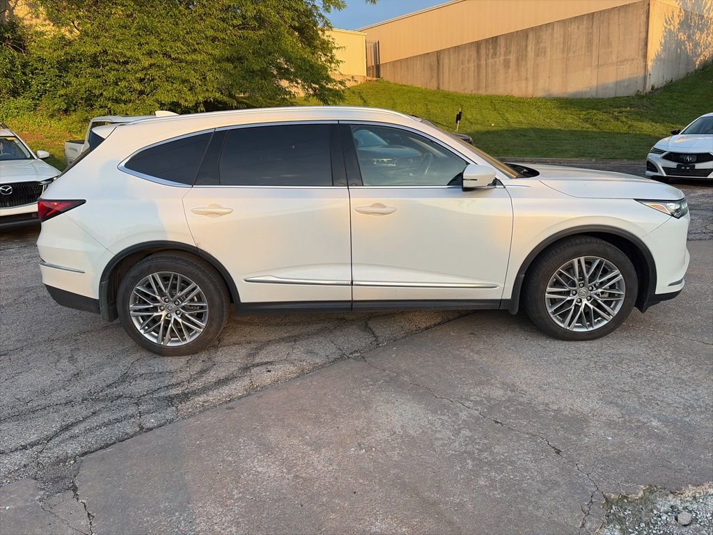 Used 2023 Acura MDX SH-AWD w/ Advance Package image 4