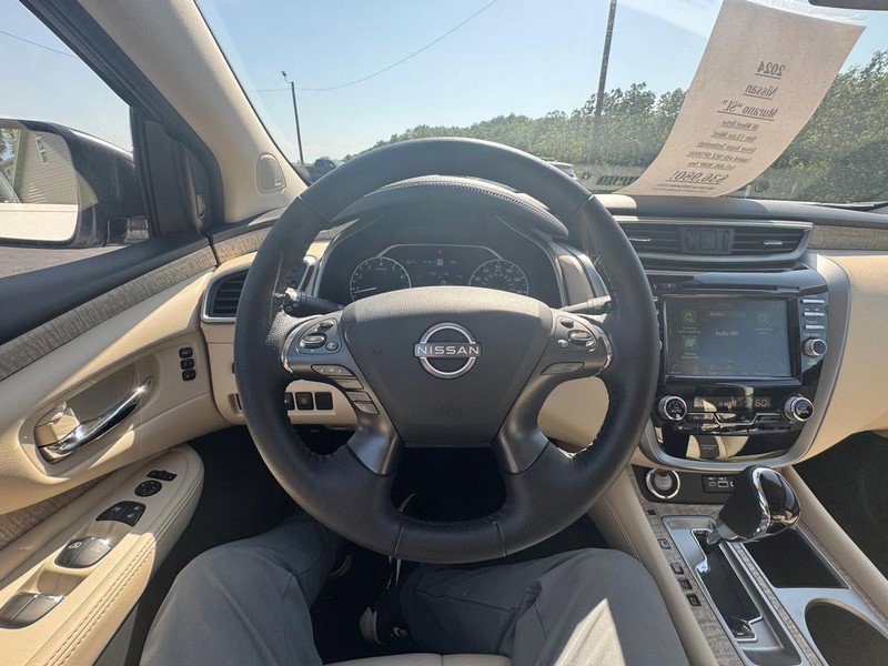 Used 2024 Nissan Murano SL image 13