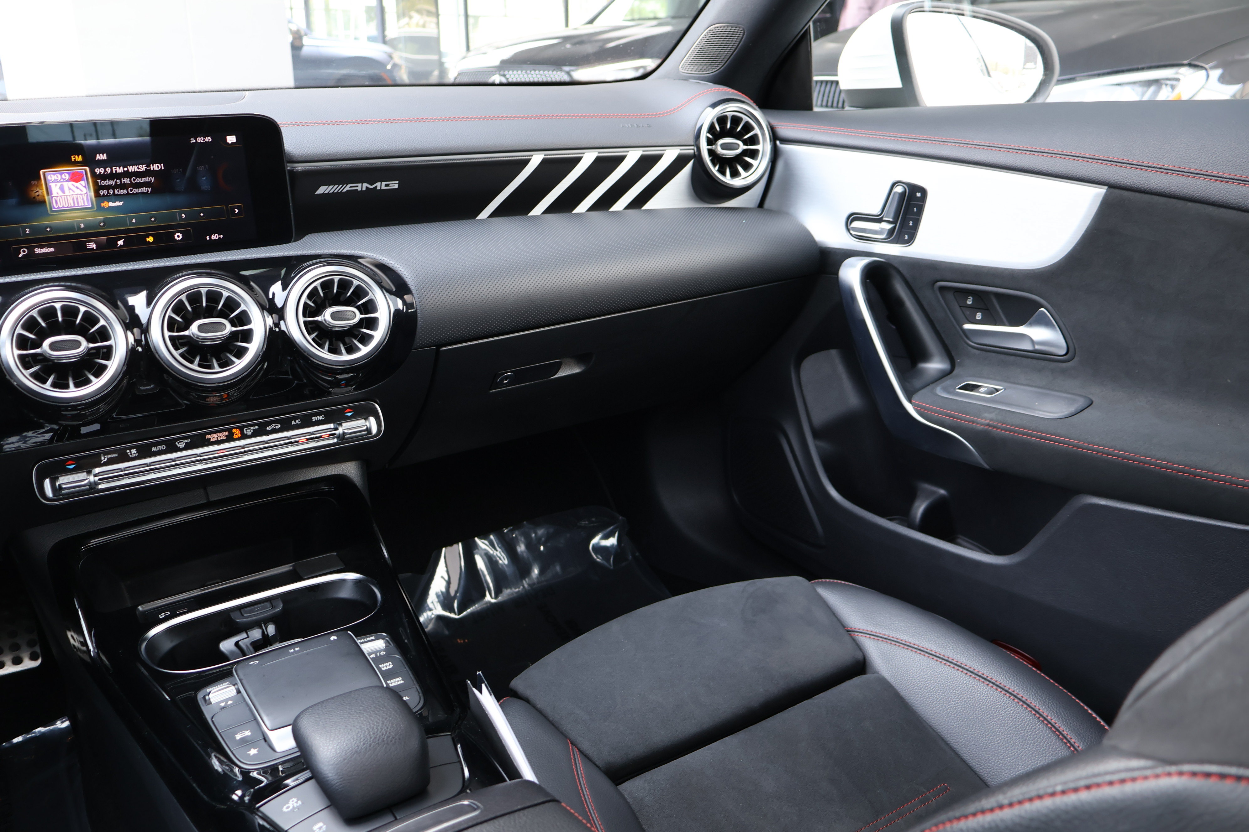 Used 2021 Mercedes-Benz CLA 35 AMG 4MATIC image 21