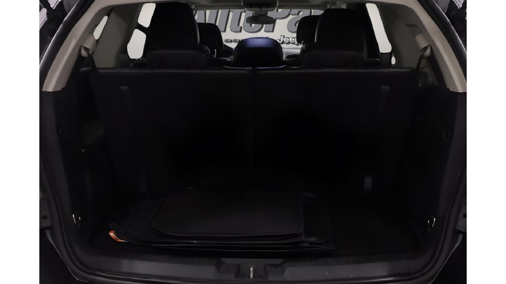 Used 2020 Dodge Journey Crossroad FWD image 14