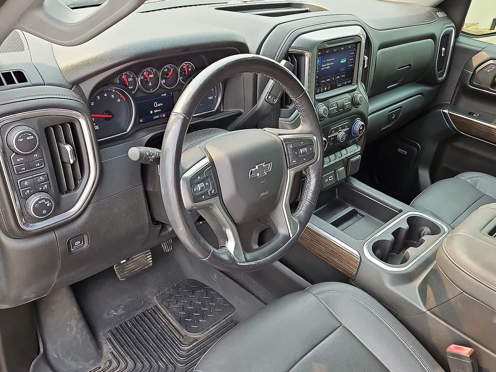 Used 2021 Chevrolet Silverado 1500 LT Trail Boss w/ Convenience Package II AWD/4WD image 16