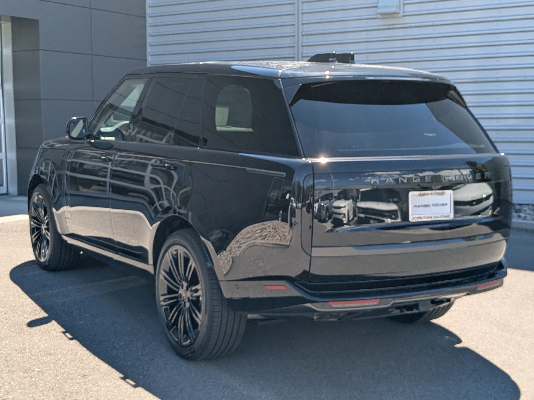 New 2026 Land Rover Range Rover SE AWD/4WD image 7