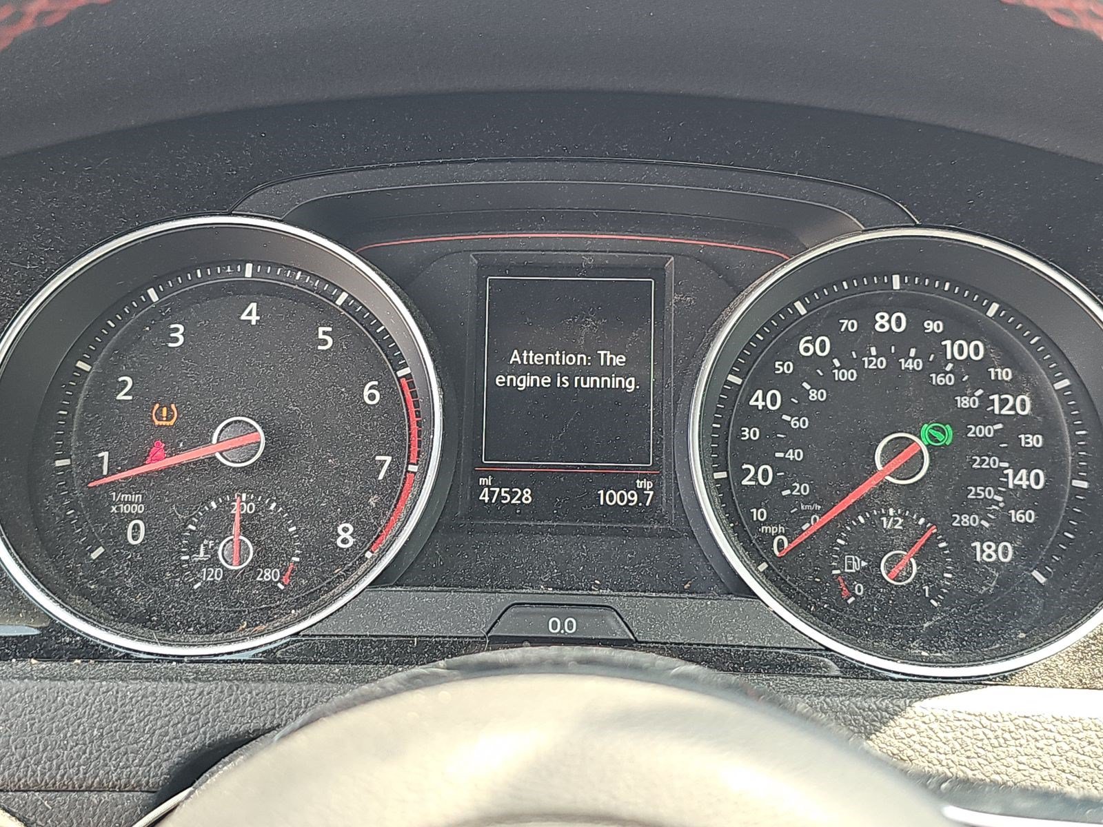 Used 2019 Volkswagen GTI SE FWD image 8