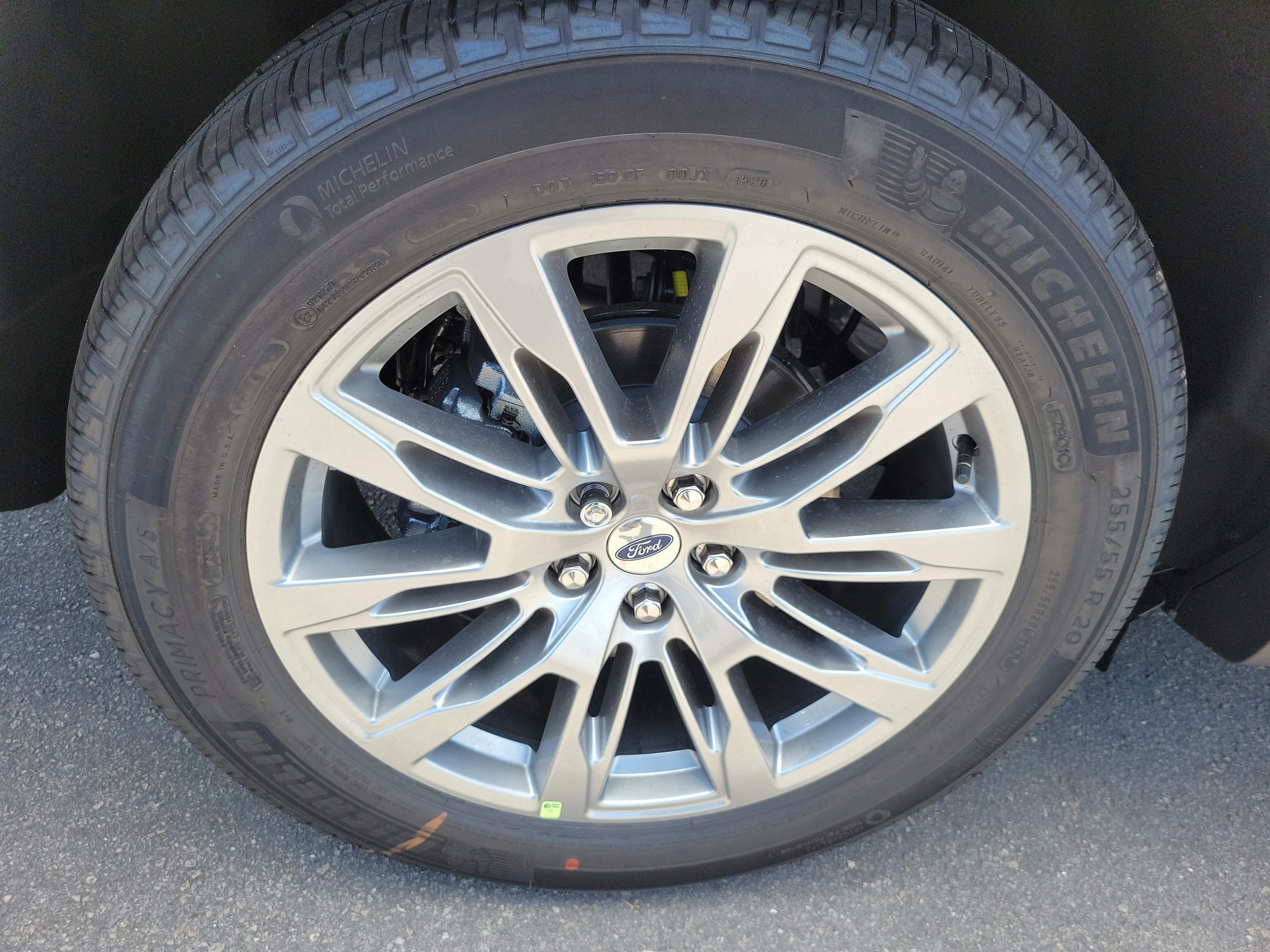 New 2026 Ford Explorer Platinum RWD image 7