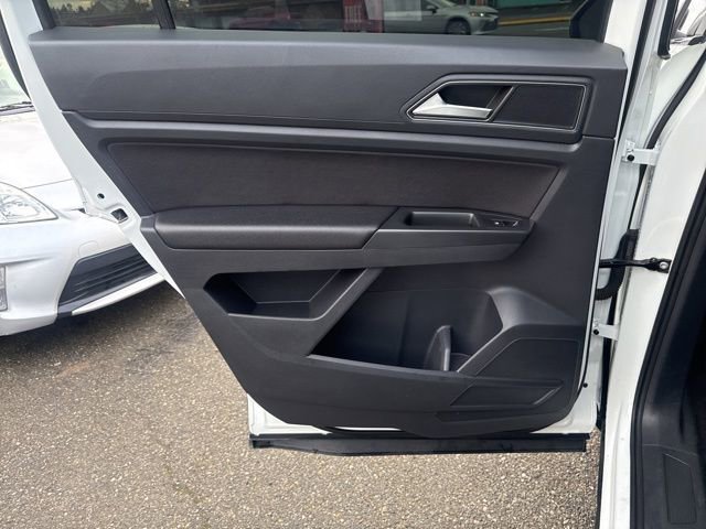 Used 2018 Volkswagen Atlas Launch Edition image 16