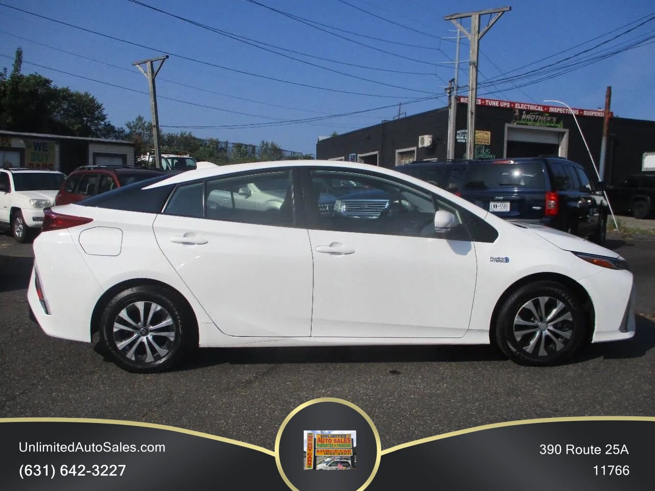 Used 2021 Toyota Prius Prime LE FWD image 5
