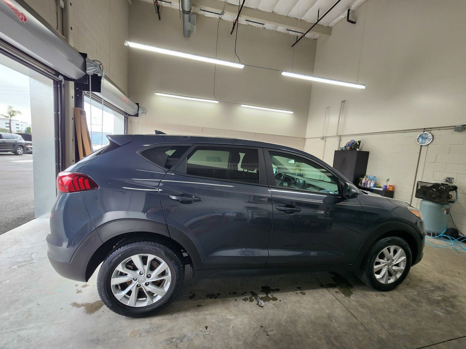 Used 2020 Hyundai Tucson SE image 32