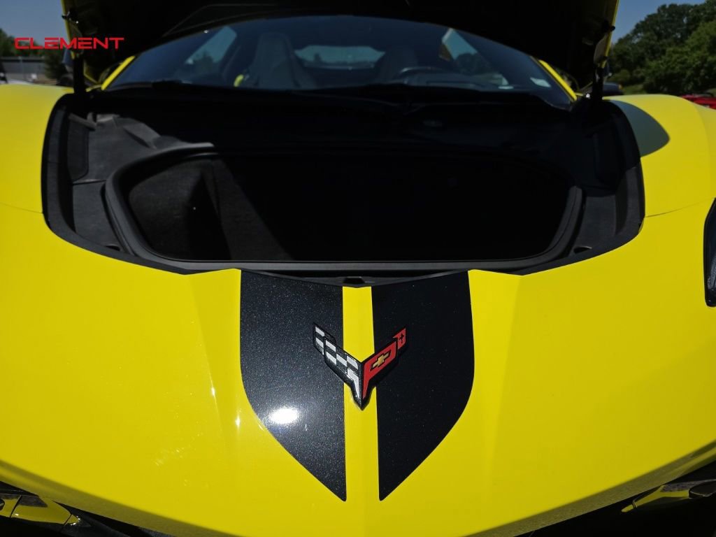 Used 2024 Chevrolet Corvette Stingray Preferred Cpe w/ 2LT RWD image 34