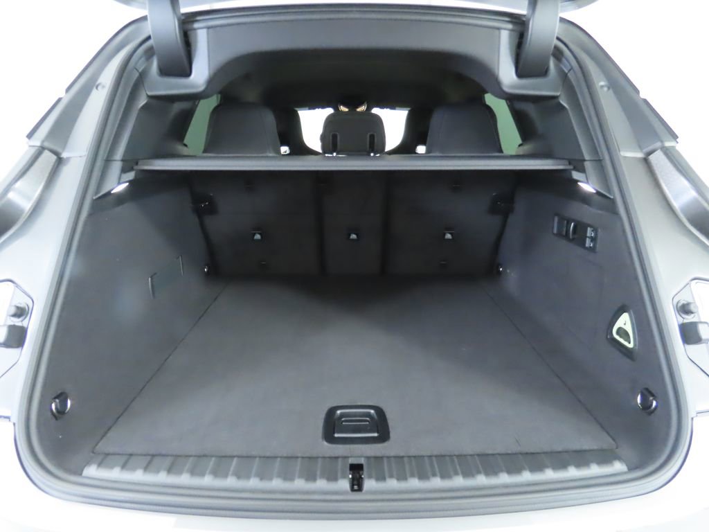 New 2026 BMW iX xDrive45 w/ M Sport Package image 29