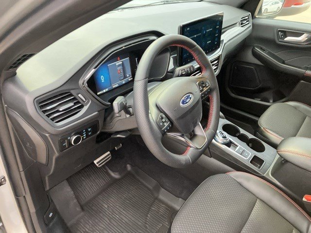 Used 2023 Ford Escape ST-Line w/ Tech Pack #1 image 13