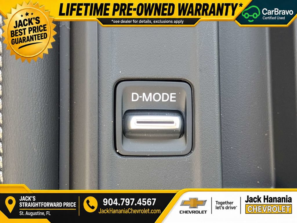 Used 2026 Nissan Pathfinder S FWD image 23