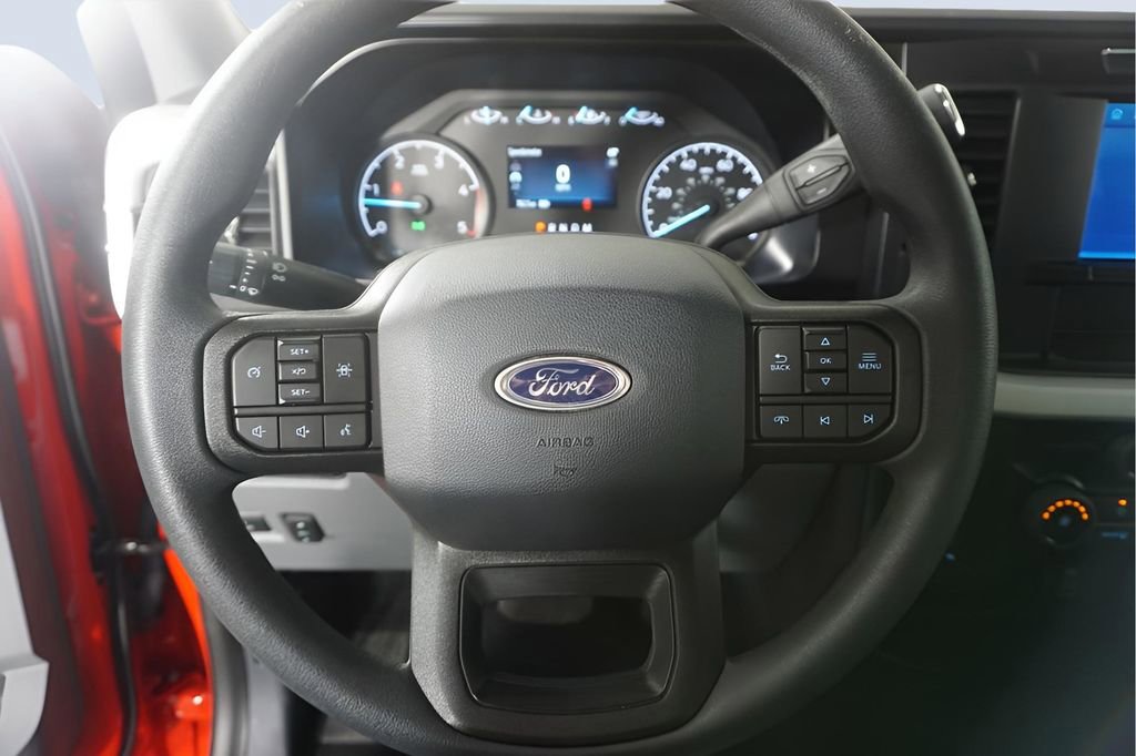 Used 2023 Ford F450 XLT w/ XLT Value Package image 16