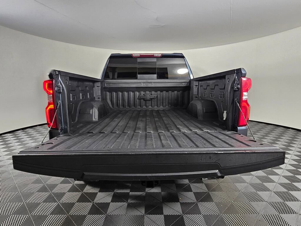Used 2021 Chevrolet Silverado 1500 LT Trail Boss w/ Convenience Package II AWD/4WD image 16