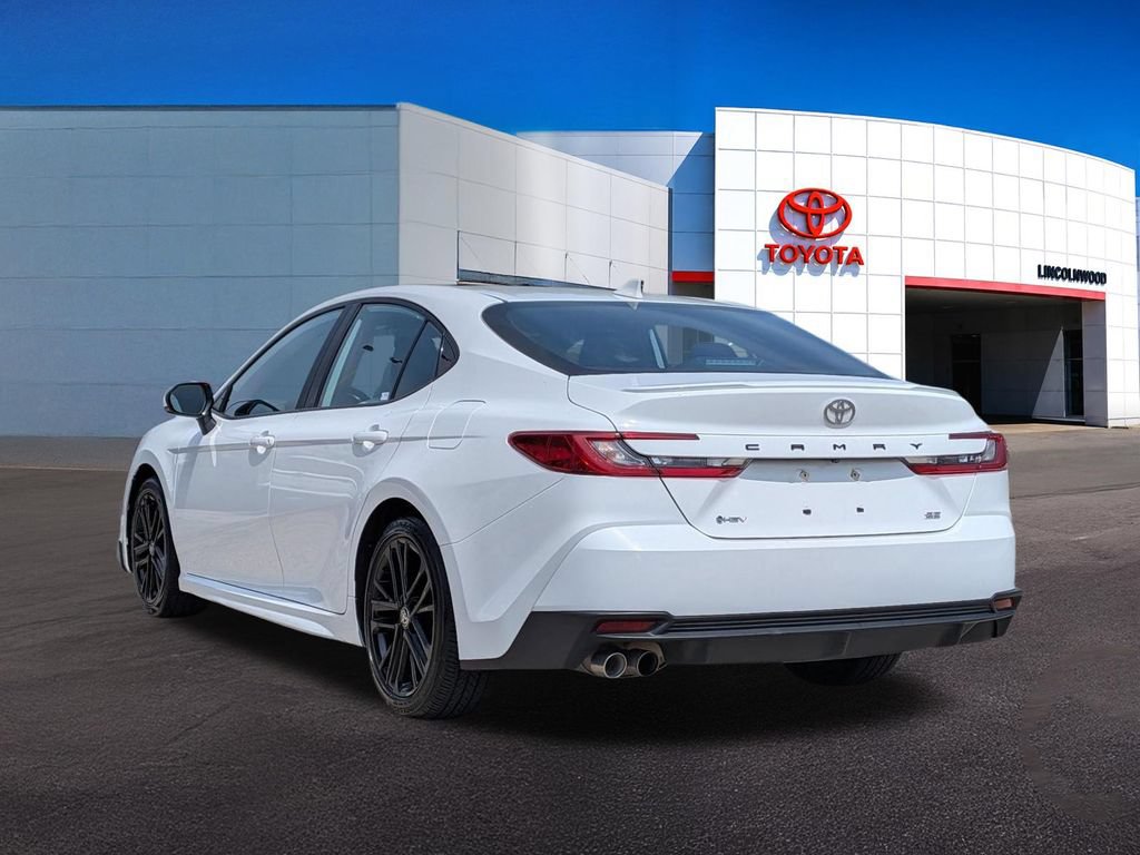 Used 2025 Toyota Camry SE FWD image 12