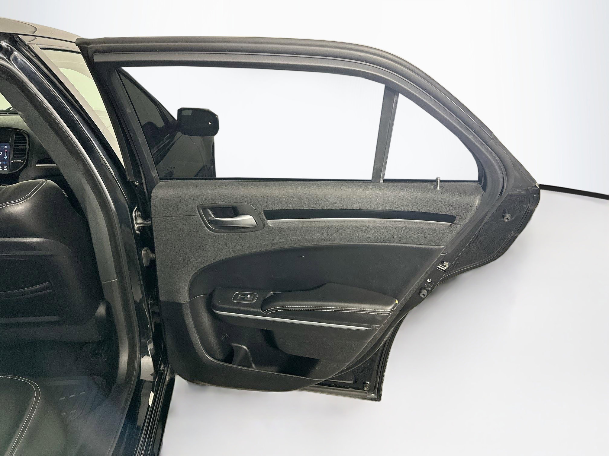 Used 2021 Chrysler 300 S RWD image 28