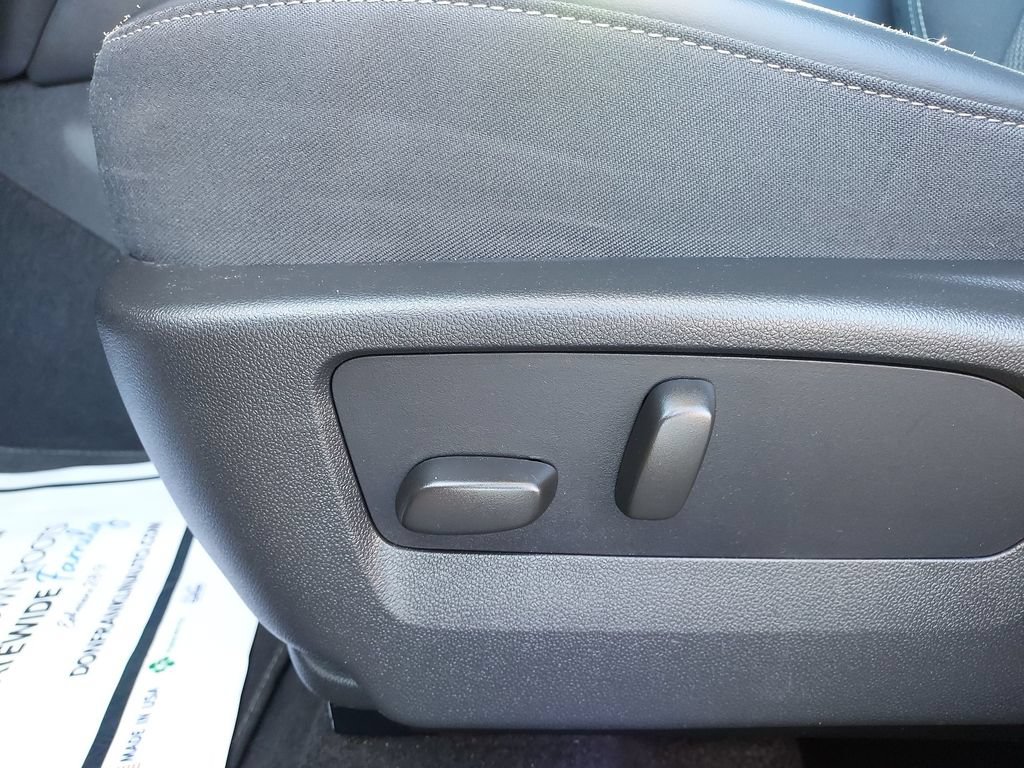 Used 2022 Buick Envision Preferred FWD image 18