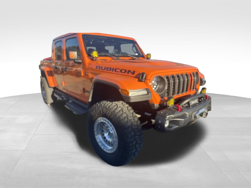 Used 2025 Jeep Gladiator Rubicon AWD/4WD image 3