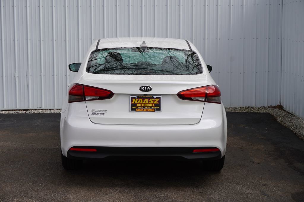 Used 2018 Kia Forte LX w/ LX Popular Package image 5