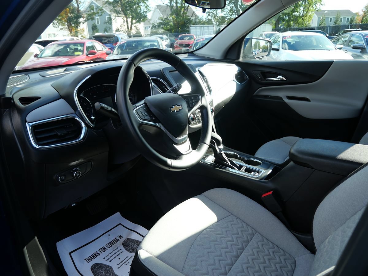 Used 2023 Chevrolet Equinox LT w/ Driver Convenience Package AWD/4WD image 9