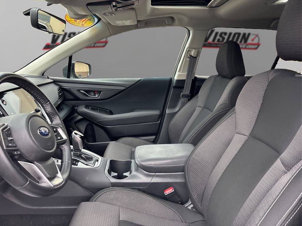 Used 2020 Subaru Outback Premium image 9