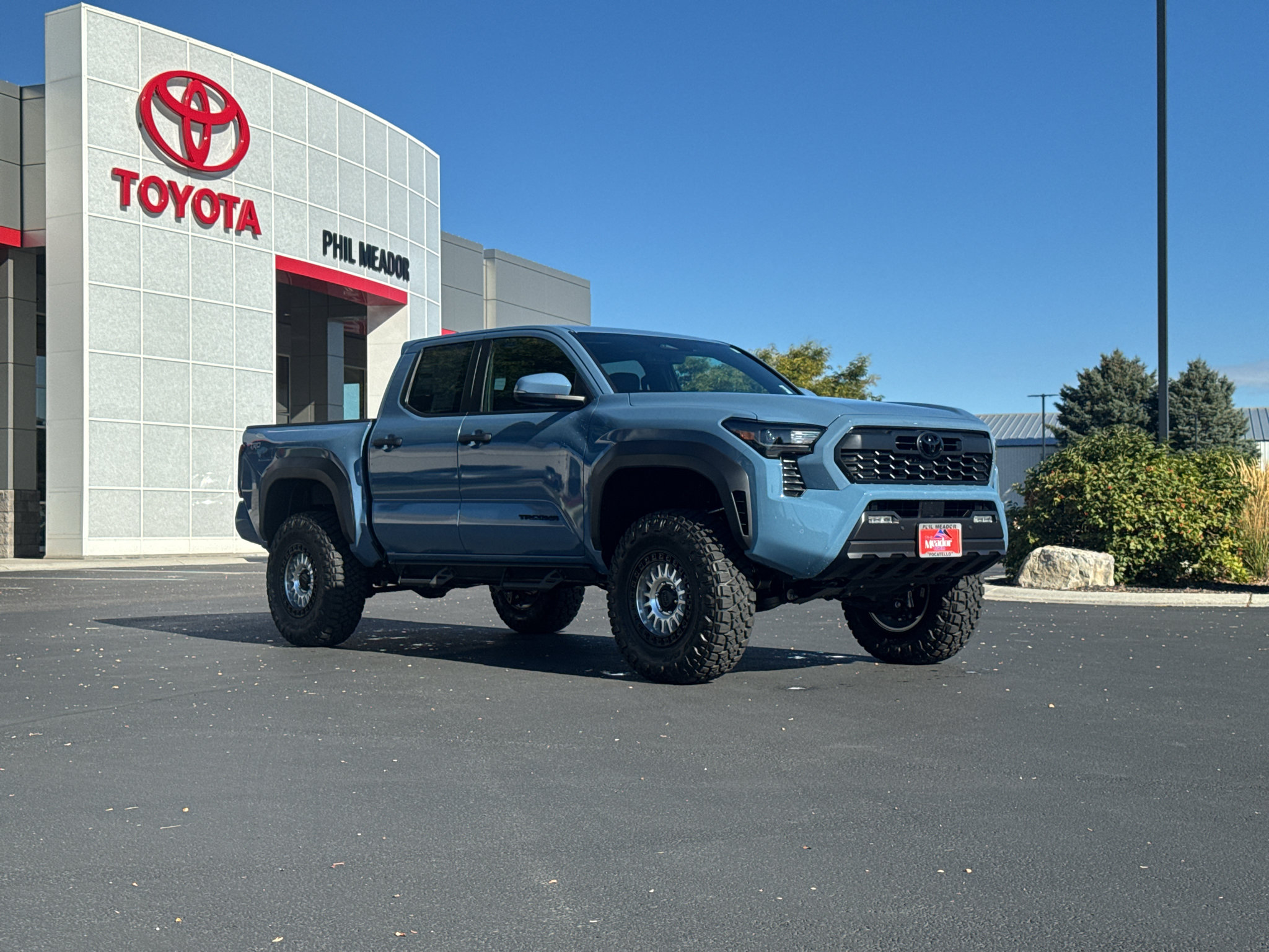 New 2026 Toyota Tacoma TRD Off-Road w/ TRD Off Road Upgrade Package AWD/4WD image 19