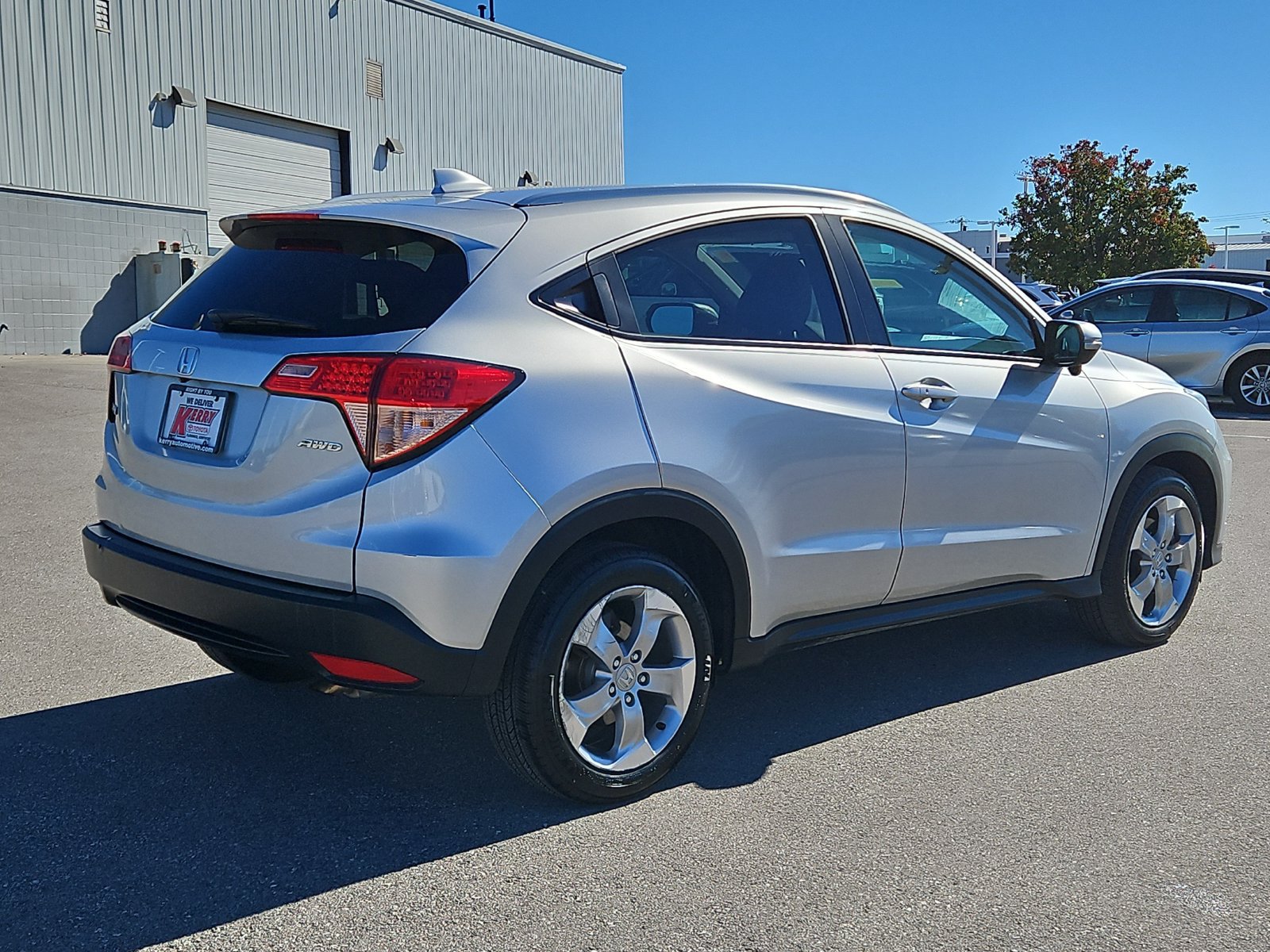 Used 2016 Honda HR-V EX-L image 4