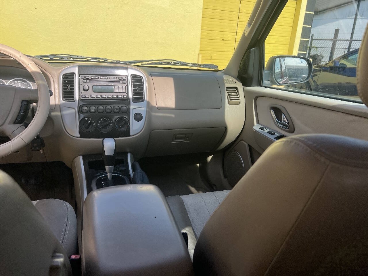 Used 2006 Mercury Mariner Luxury AWD/4WD image 22
