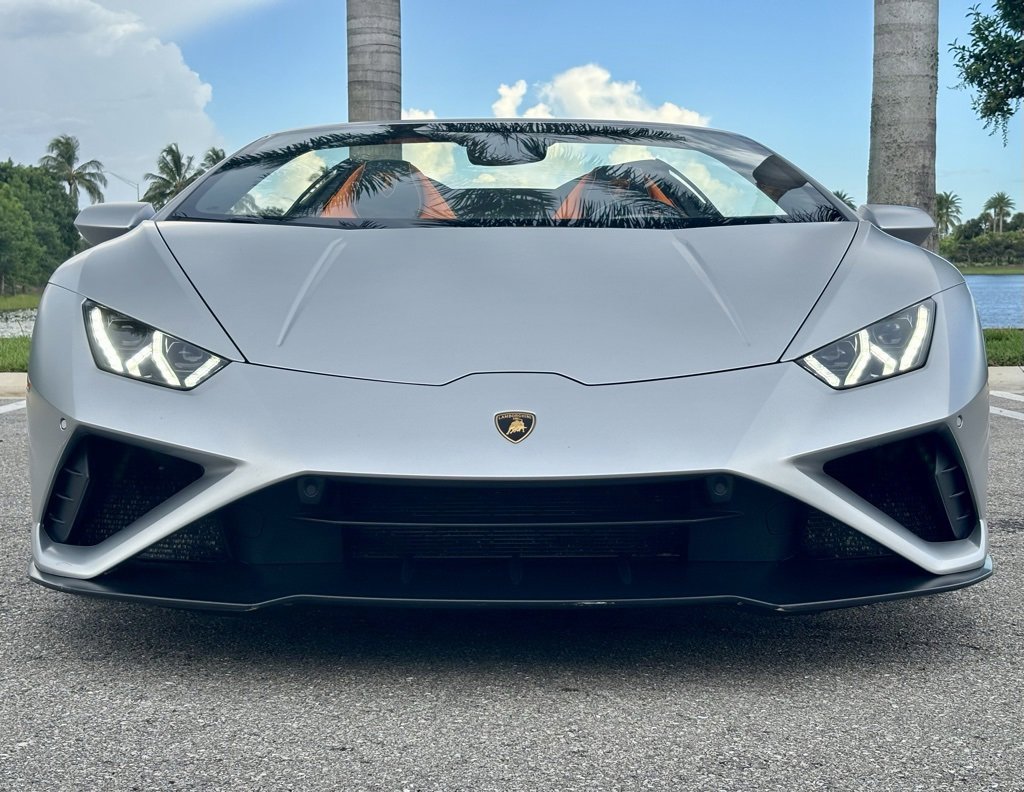 Used 2021 Lamborghini Huracan EVO image 4