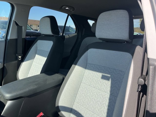 Used 2022 Chevrolet Equinox LS w/ LS Convenience Package image 16