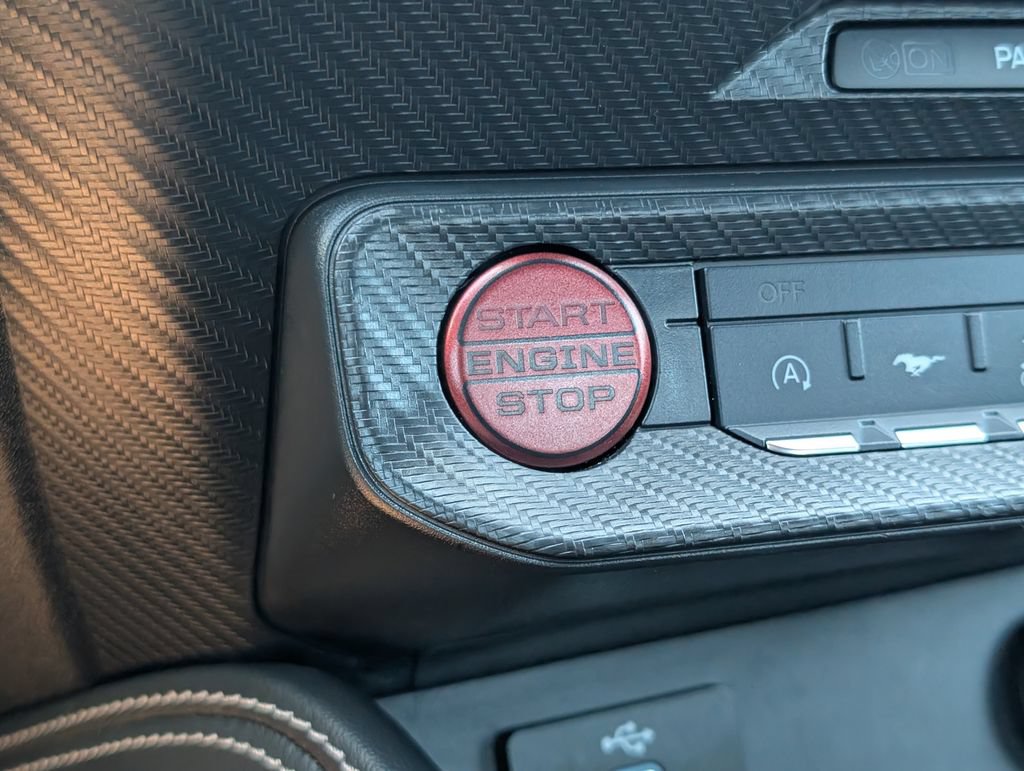 Used 2025 Ford Mustang GT Premium RWD image 20
