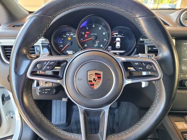Used 2018 Porsche Macan AWD/4WD image 28