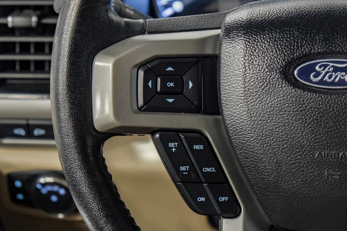 Used 2020 Ford F250 Lariat w/ Lariat Ultimate Package AWD/4WD image 16