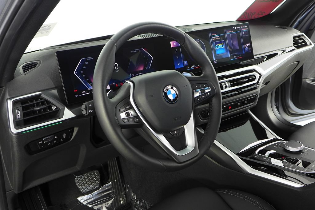 Used 2023 BMW 330i Sedan w/ Premium Package RWD image 31