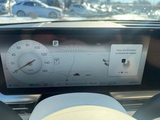 Used 2023 Genesis GV60 Advanced image 30