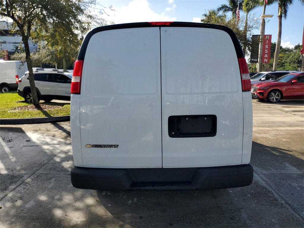 Used 2023 Chevrolet Express 2500 Extended w/ Driver Convenience Package image 5