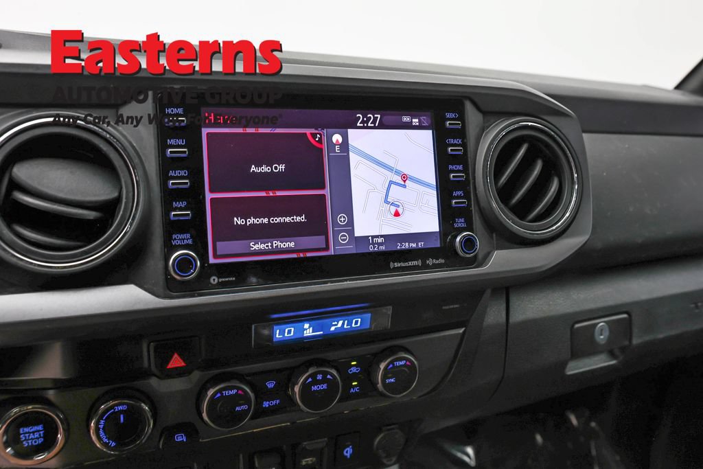 Used 2022 Toyota Tacoma TRD Sport AWD/4WD image 19