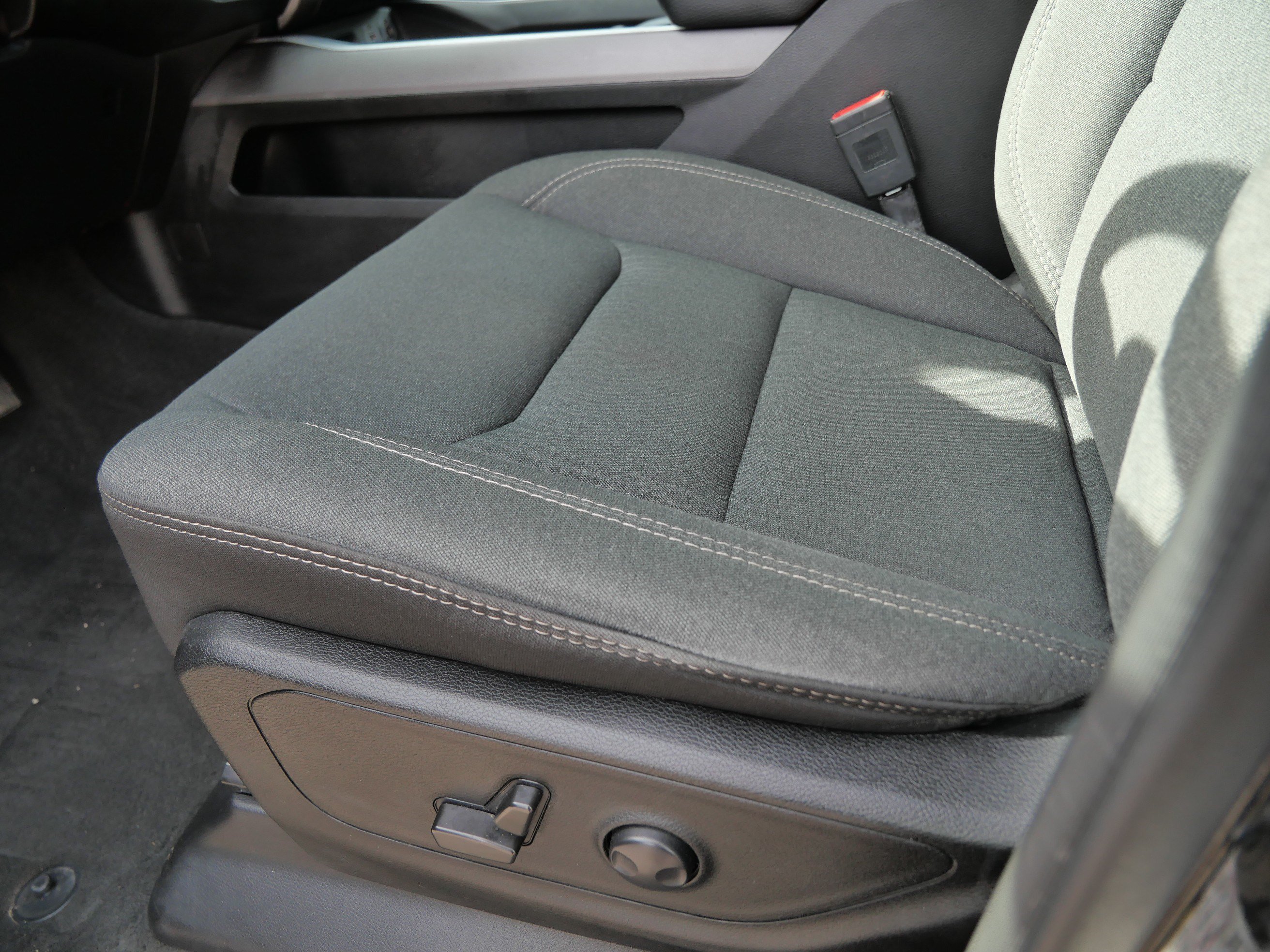 Used 2022 RAM 1500 Big Horn AWD/4WD image 20