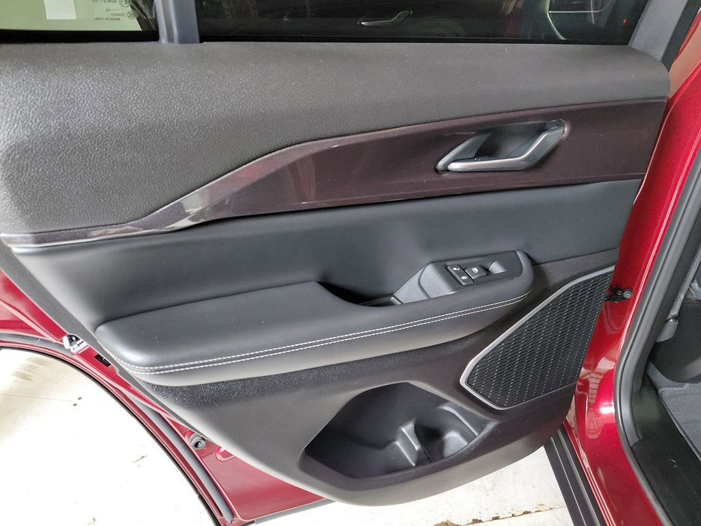 Used 2022 Jeep Grand Cherokee Altitude image 13