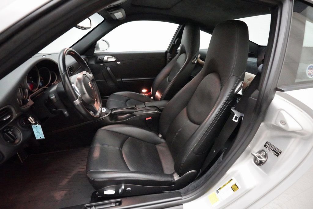 Used 2010 Porsche 911 Carrera image 4