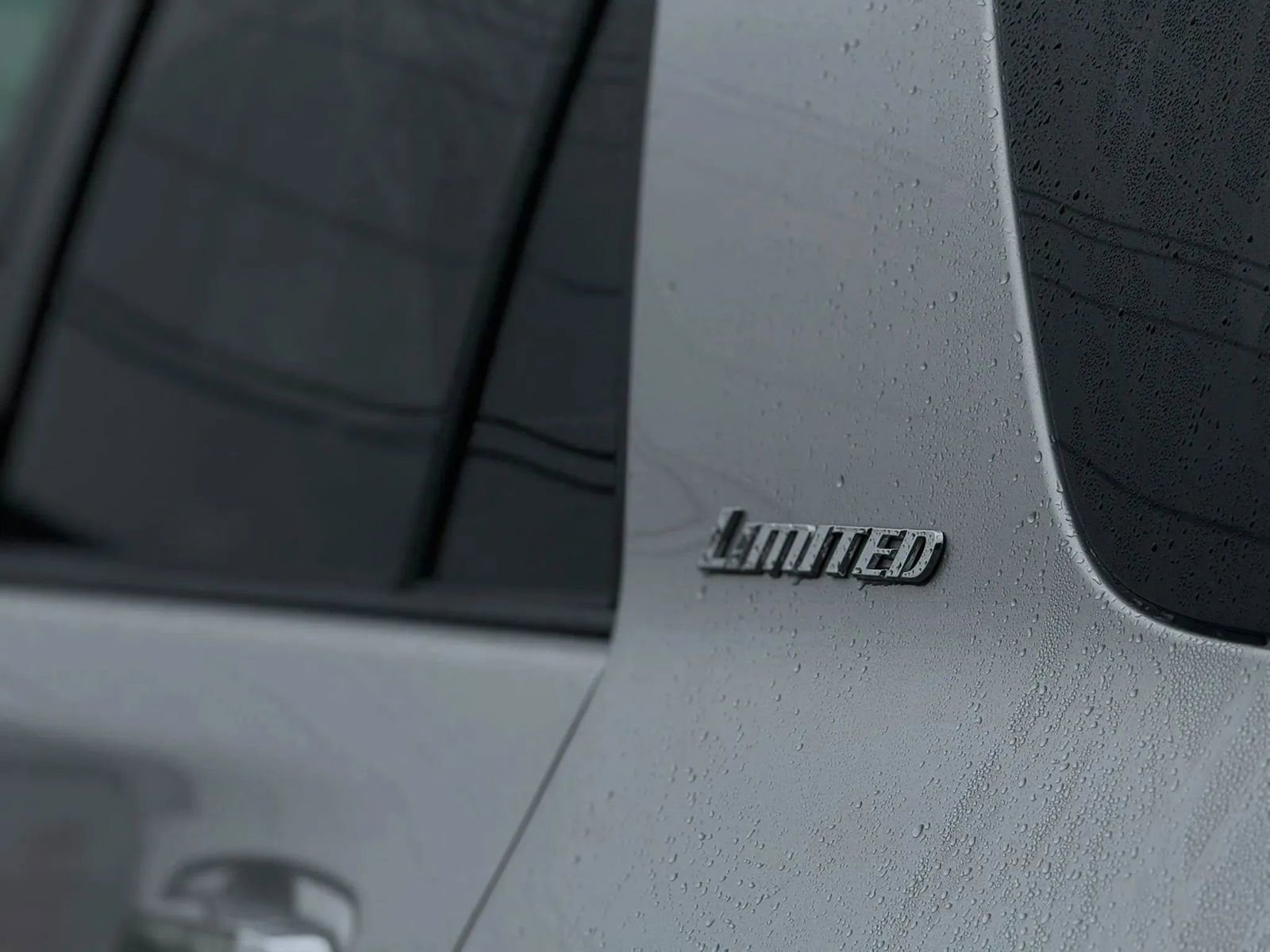 Used 2010 Toyota 4Runner Limited AWD/4WD image 10