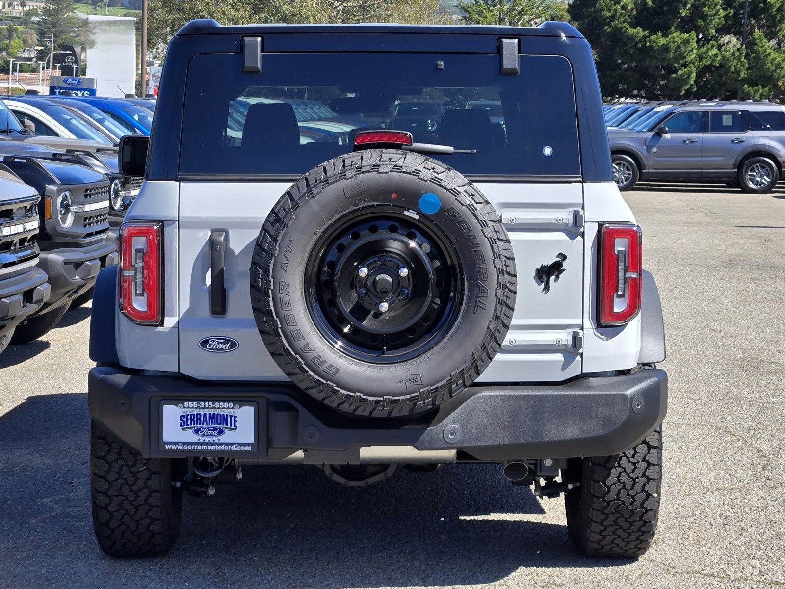 New 2026 Ford Bronco Outer Banks image 5