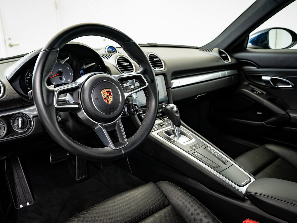 Used 2019 Porsche 718 Cayman S image 4