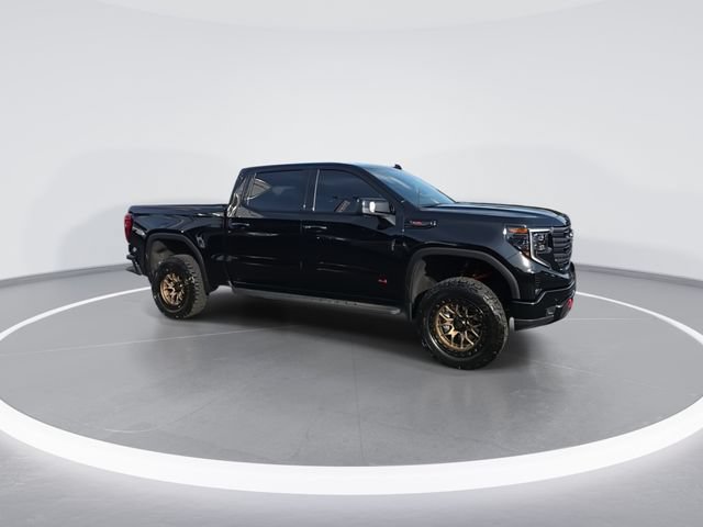 Used 2026 GMC Sierra 1500 AT4 w/ AT4 Premium Package AWD/4WD image 3