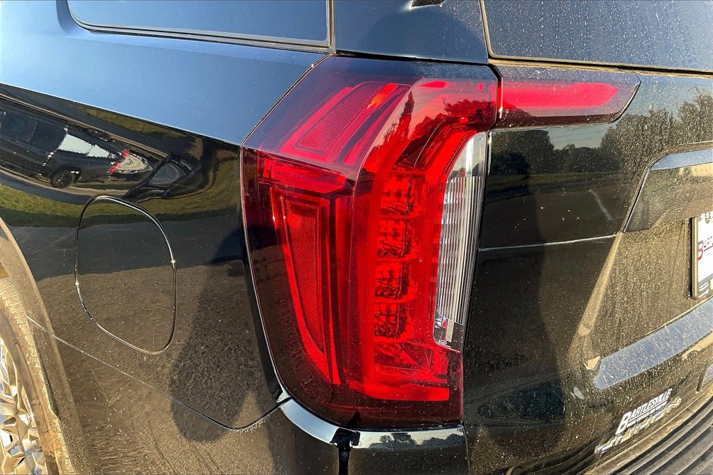 Used 2023 GMC Yukon Denali Ultimate image 30