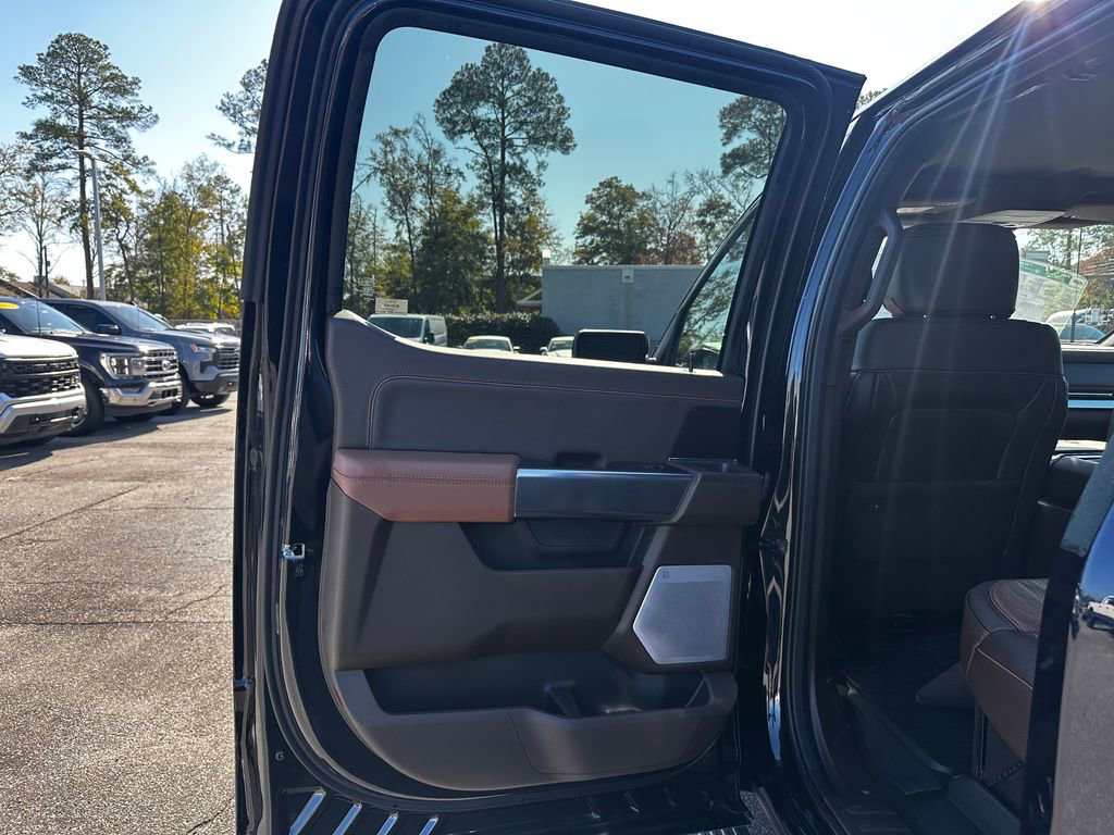 New 2025 Ford F150 King Ranch w/ FX4 Off-Road Package image 38
