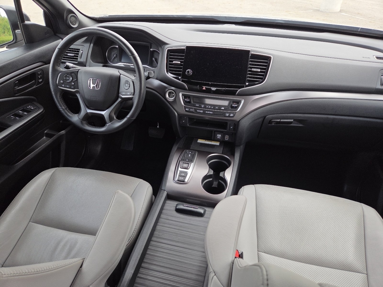 Used 2023 Honda Passport EX-L image 25